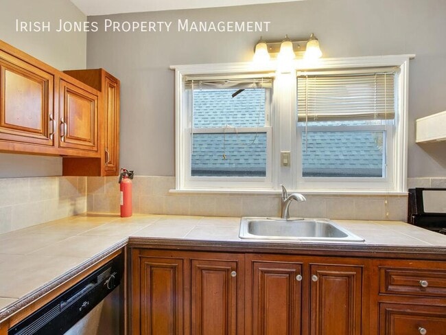 Photo - 54 Anderson Pl Unit Apt. 2