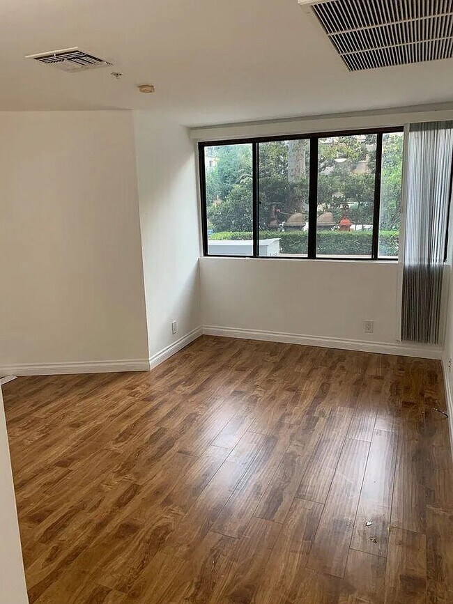 10660 Wilshire Blvd Unit L3