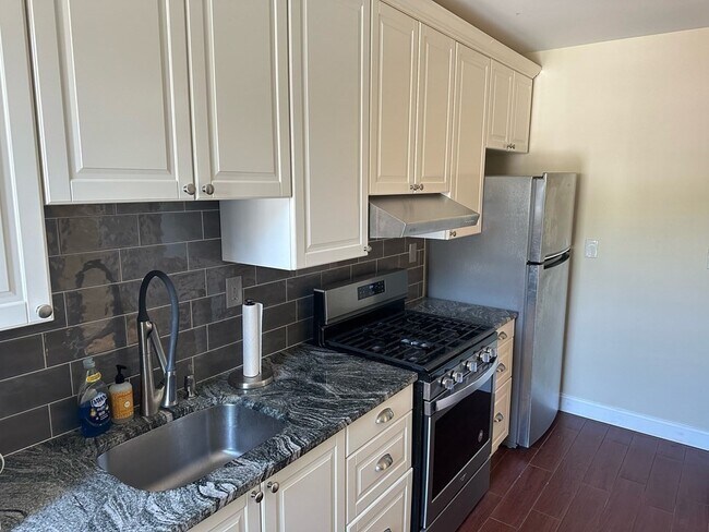 Photo - 9 Wallingford Rd