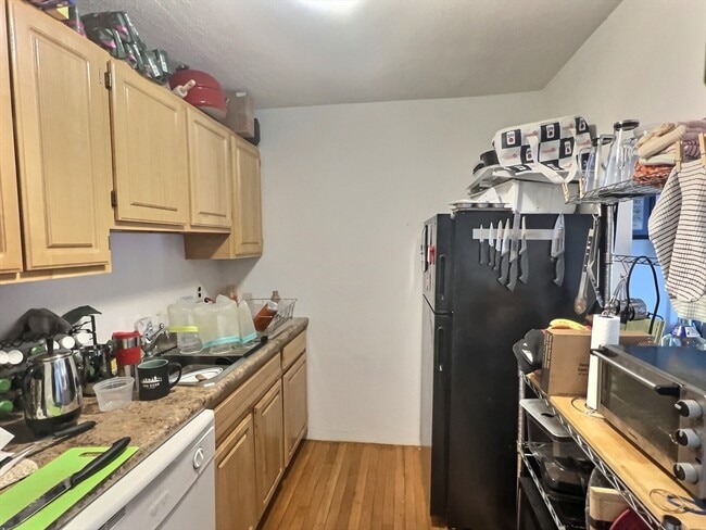 Photo - 1027 Commonwealth Ave Unit 12