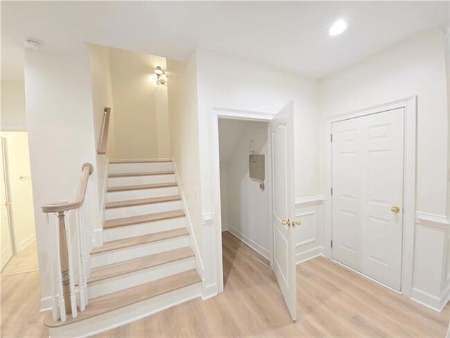 Photo - 12592 Waterside Dr