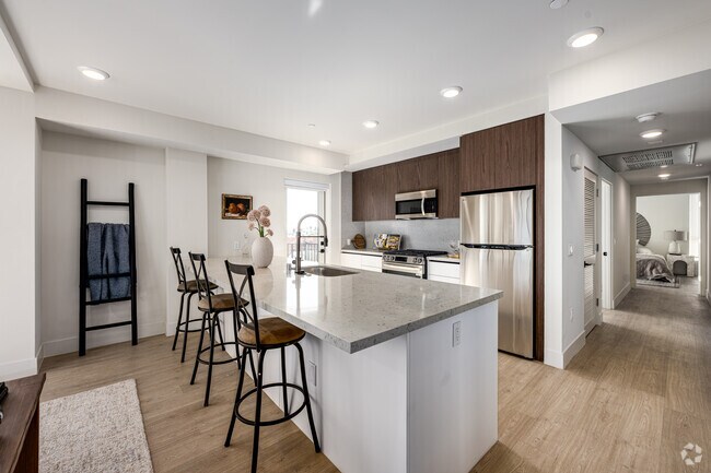2BR, 2BA - 1008SF - Dining Room