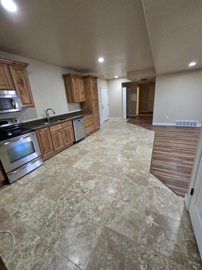 358 Wayne Ct