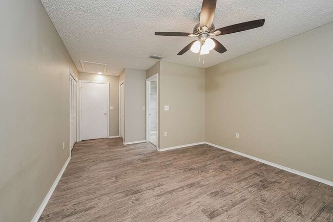 Photo - 1448 Marigold Dr