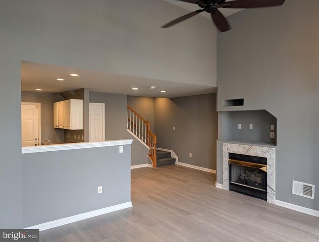 Photo - 1891 Crescent Park Dr