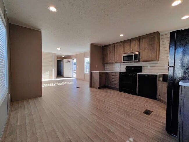 Photo - 4609 Rainbow Ln