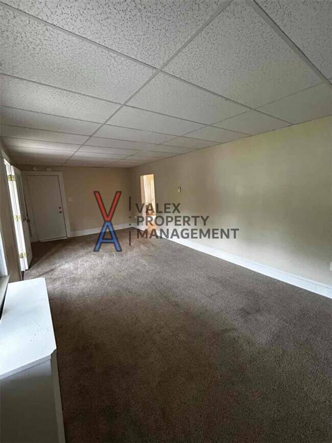 Photo - 2649 Olyphant Ave Unit 2