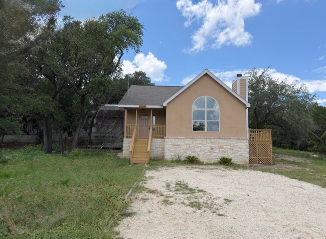 Building Photo - 1127 Eastview Dr