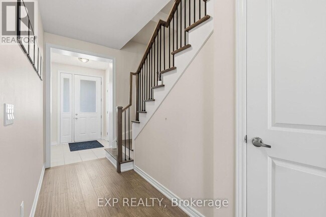 Photo - 289 Raymond Rd