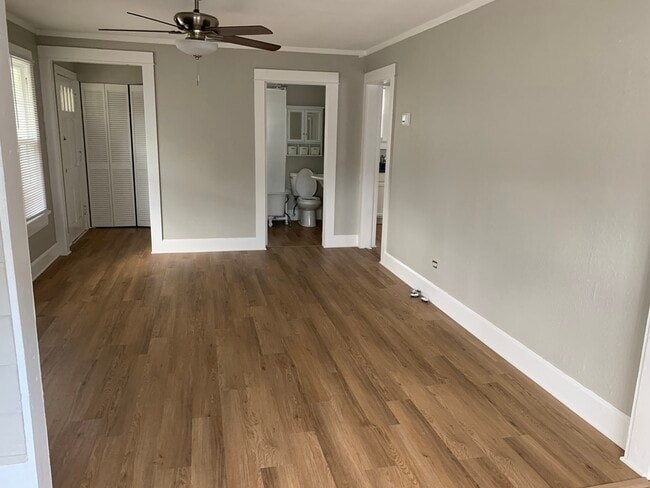 Building Photo - 1341 17th Ave N Unit B