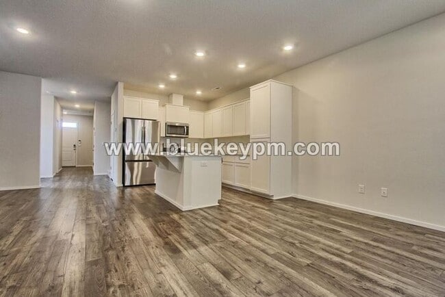 Photo - 3 Bed, 2.5 Bath Home Near Van Mall/ Raymond Shaffer Comm Park / Walnut Grove Elem