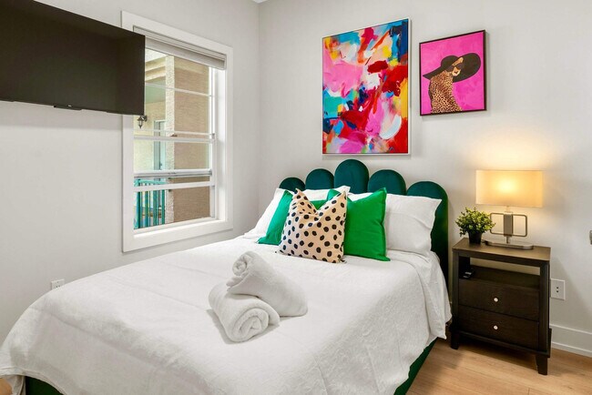 Photo - 1235-1213 13 Ave SW Unit ID1303229P