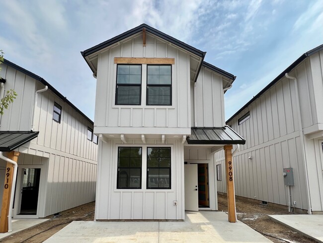 Building Photo - 9908 NE 46th Ct Rental