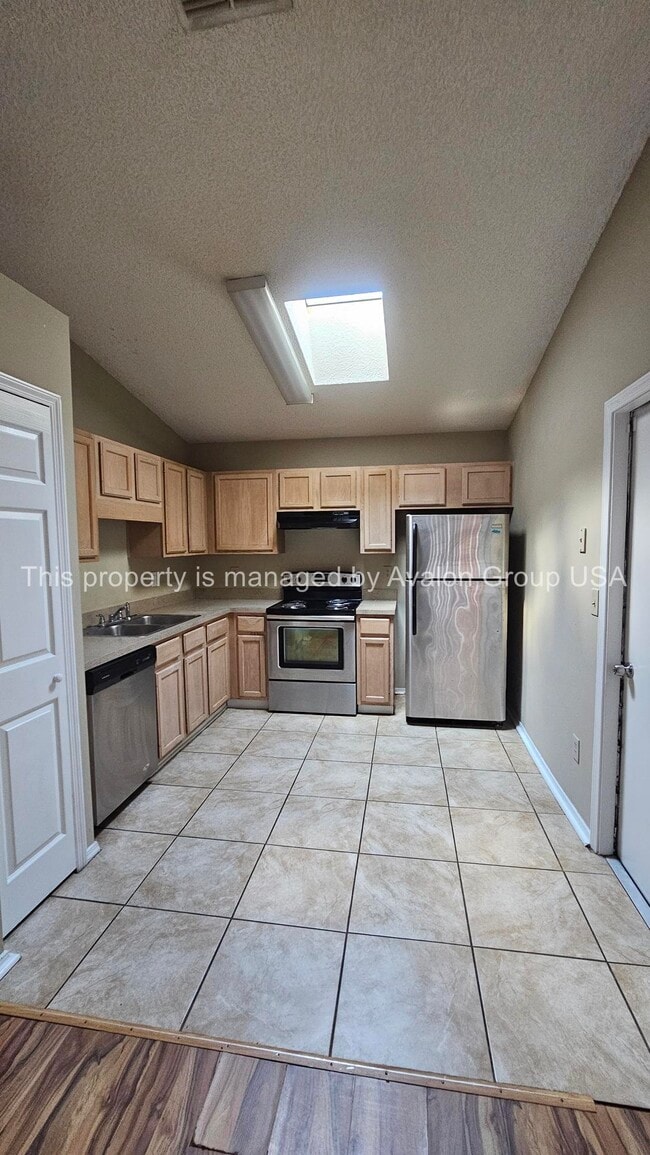 Photo - 10160 Geni Hill Cir N