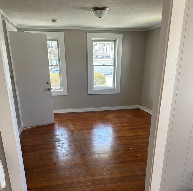 187 Wells St Apartment Unit 187 Wells St Greenfield, MA