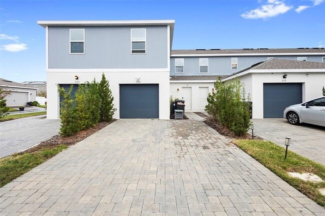 Photo - 635 Belgrove St