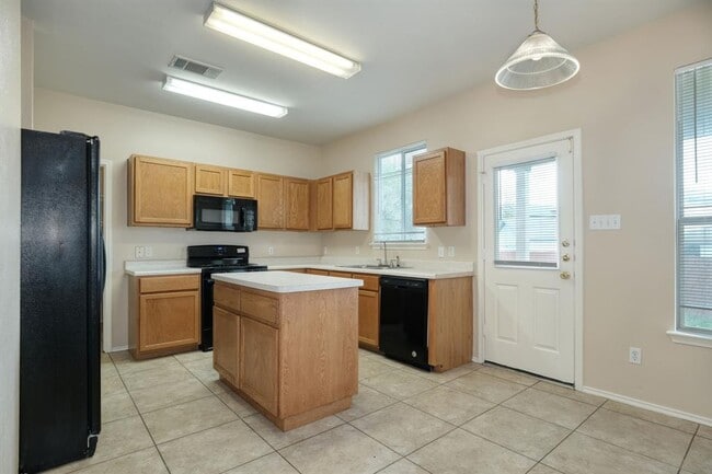 Photo - 116 Rio Grande Dr