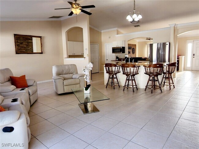 Photo - 101 NW 35th Pl House