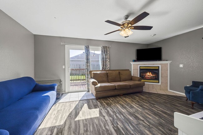 Photo - Spacious 3-Bedroom Home in Bentonville’s E...
