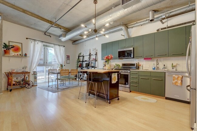 Photo - 1610 Little Raven St Unit 211