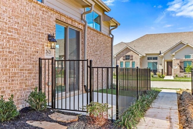Photo - 2621 Chablis Dr