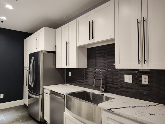 Photo - Luxury studio located in Factory South! Unit 333