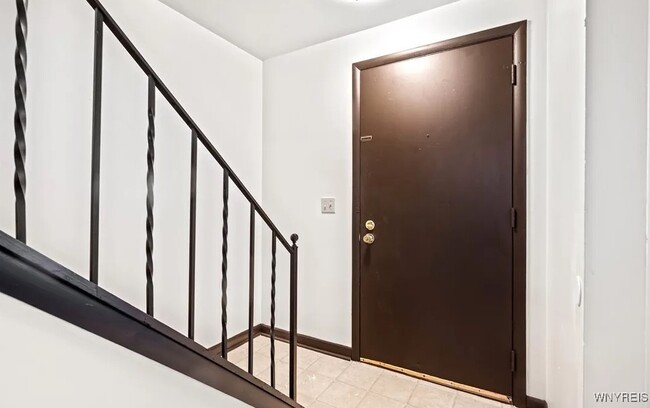 Photo - 313 Kaymar Dr