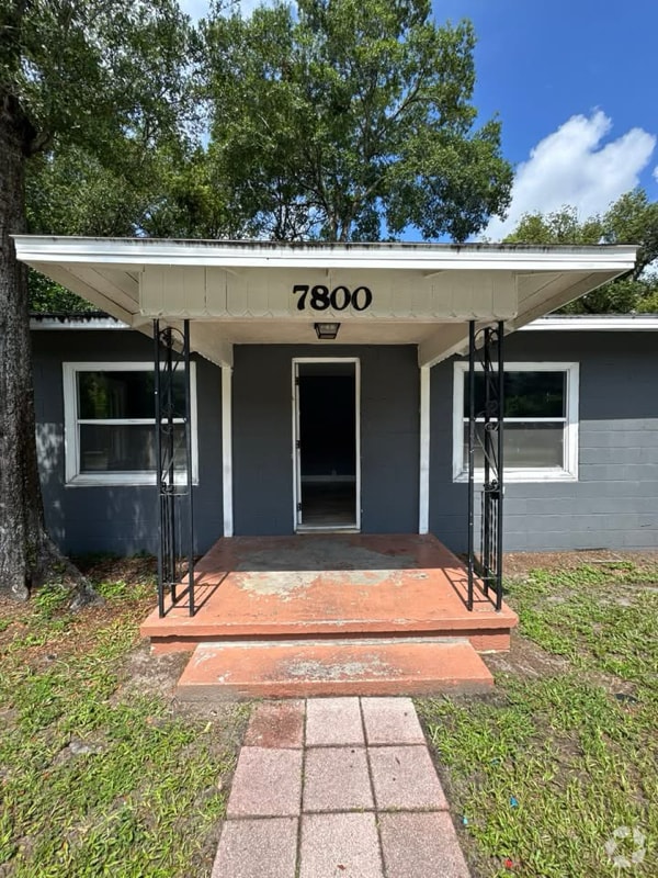 Building Photo - 7800 Rose Ave Rental