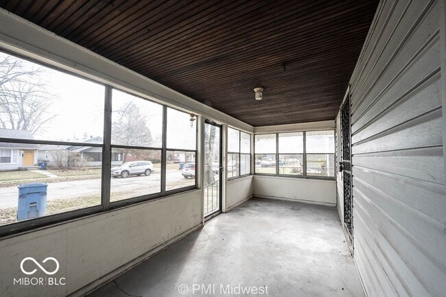 Photo - 4850 Hillside Ave