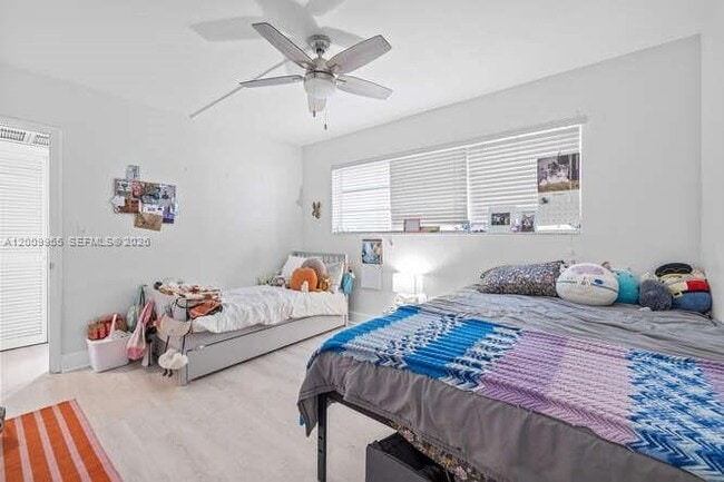 Photo - 9140 Collins Ave Unit C