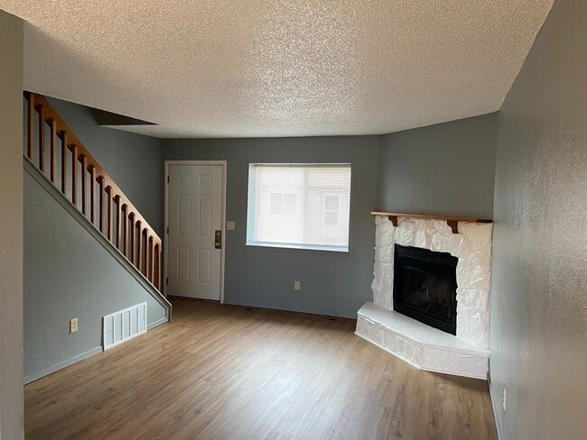 Photo - Stunning 2 Bed/2 Bath Townhome near Ft Carson!