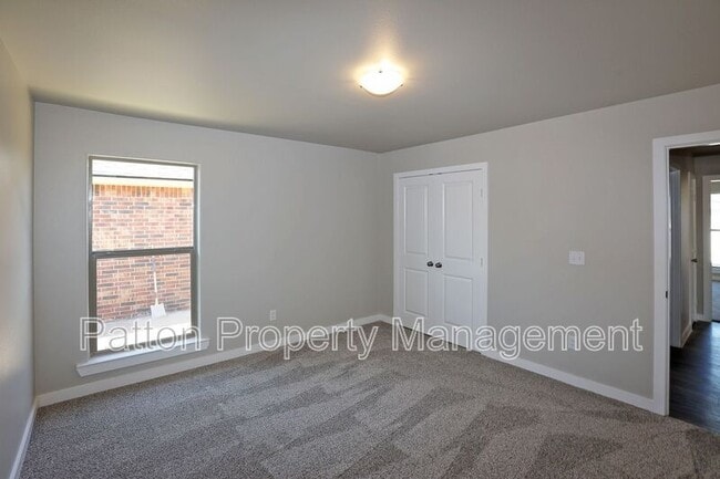 Photo - 1539 Lullwater Rd
