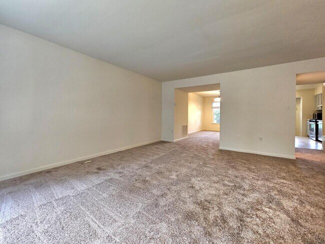 Photo - 4802 Treasure Ct