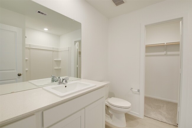 Building Photo - 10915 Tawny Rdg Dr