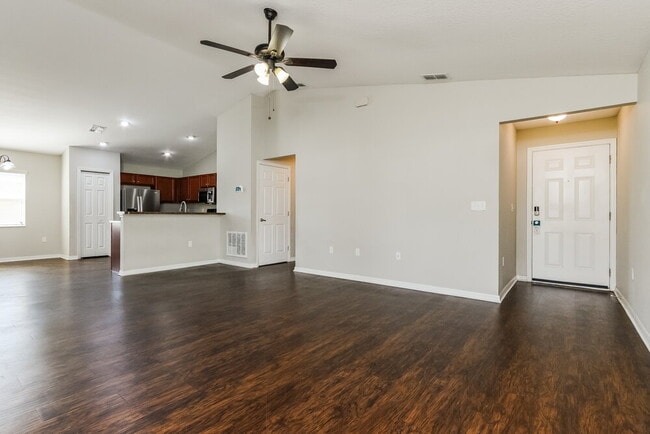 Photo - 2533 Bobby Lee Ln