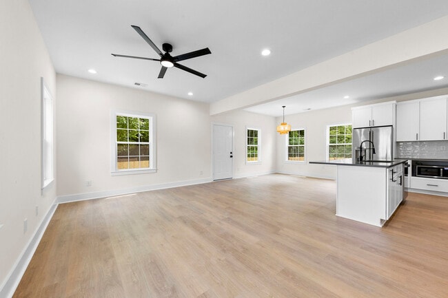 Photo - 3420 Tappan Pl