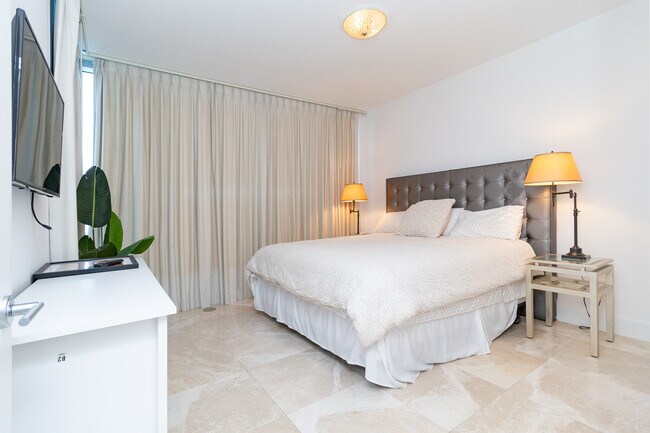 Photo - 6899 Collins Ave