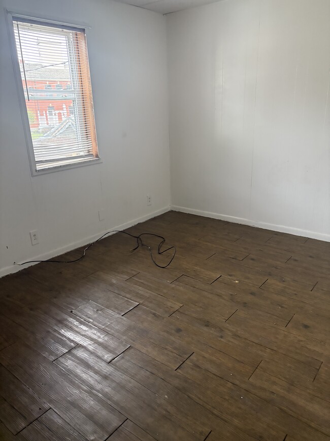 Photo - 710 E 12th Ave