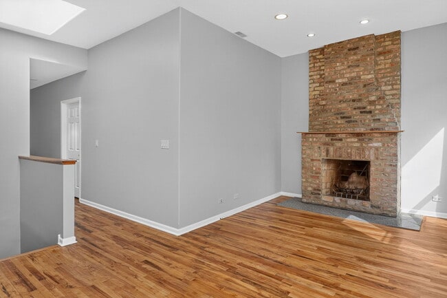 Photo - 1422 W Taylor St