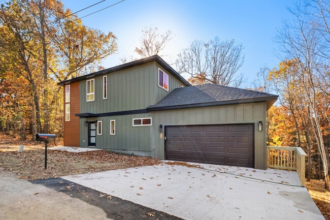 Photo - 50 Thaxted Dr