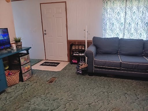 Photo - 694 Line Rd