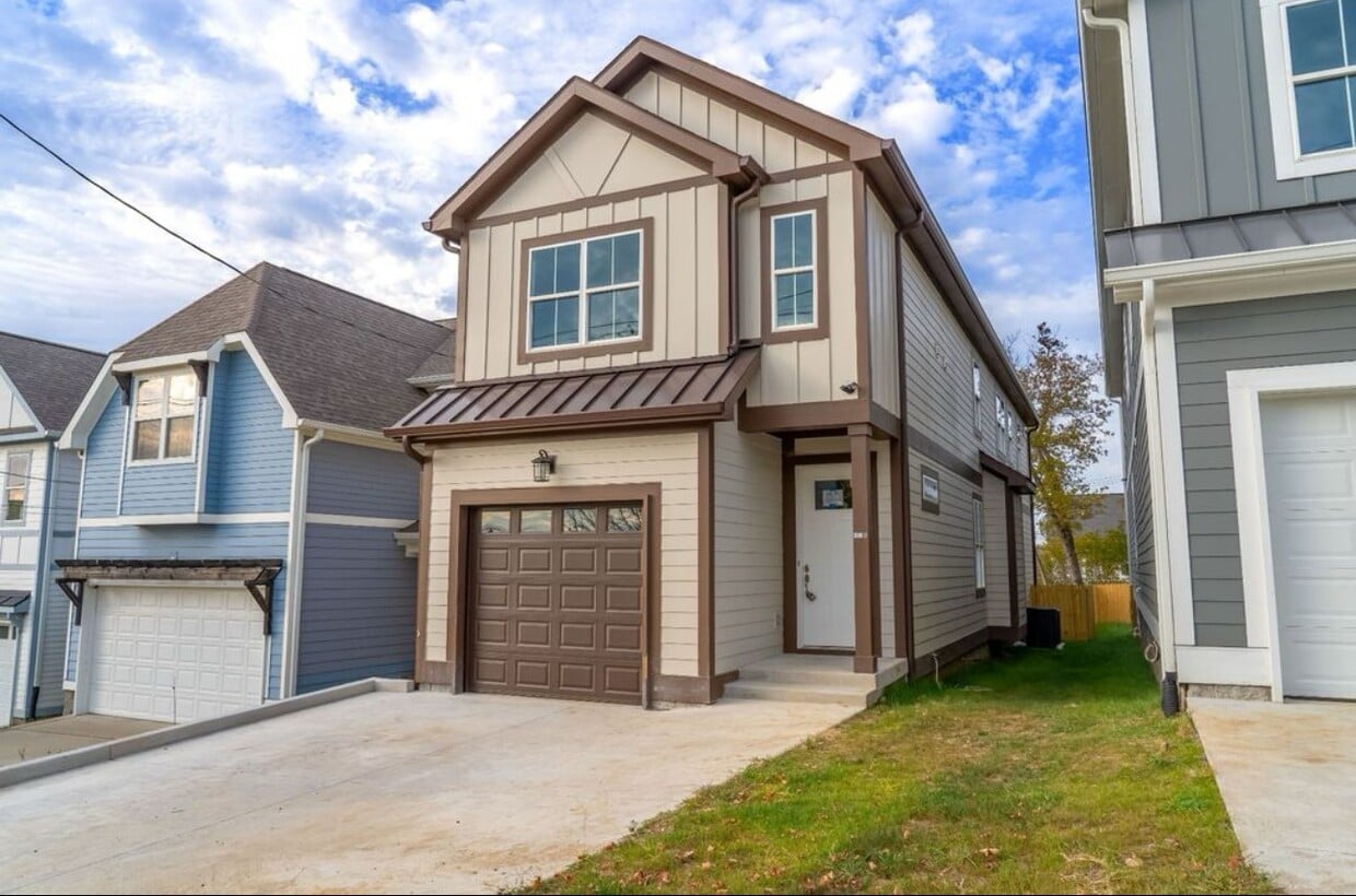 Photo - 4010B Clifton Ave (Nashville, TN)