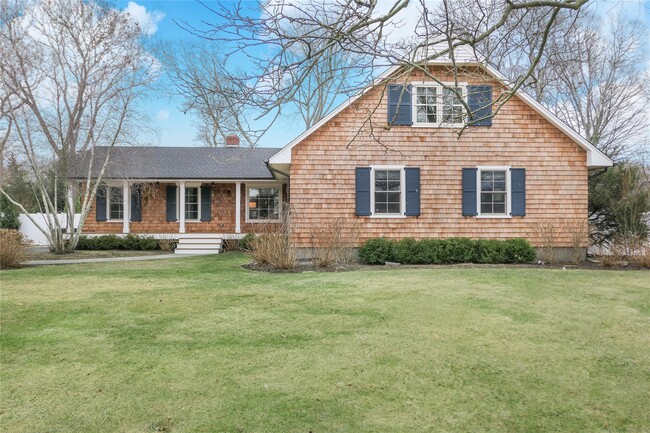Building Photo - 5 Fairway Dr Rental