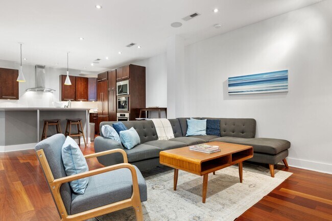 Photo - 182 E Bay St Unidad 203