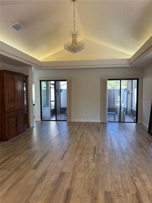 Photo - 4427 NE 5th St