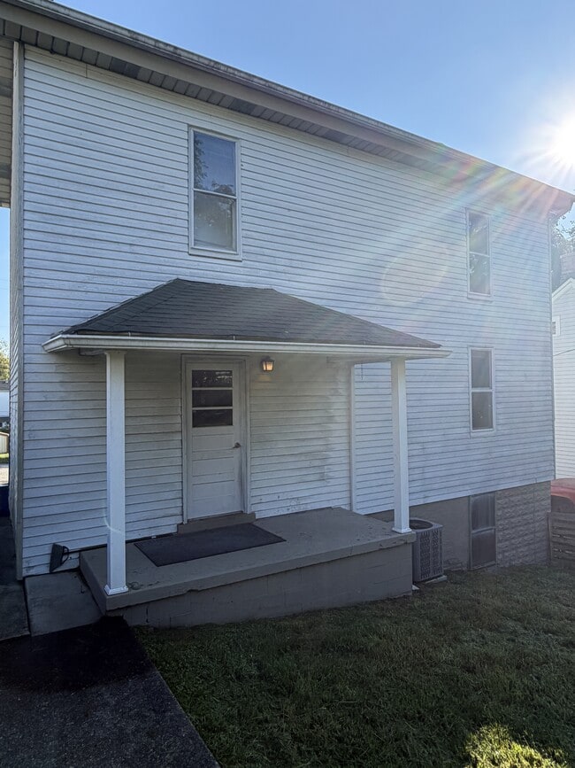 Photo - 432 Juniper St