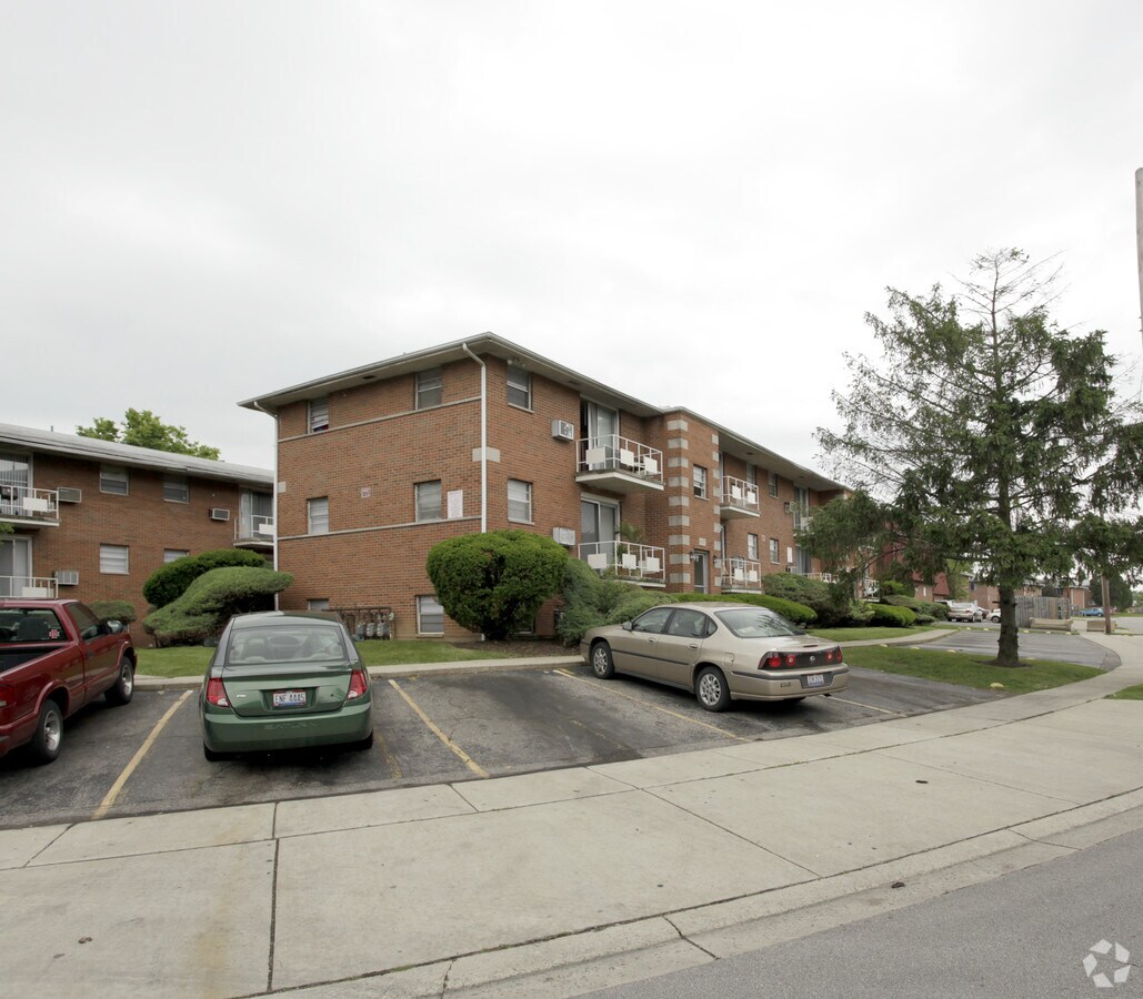 Photo - 4607-4615 Hilton Ave Apartments