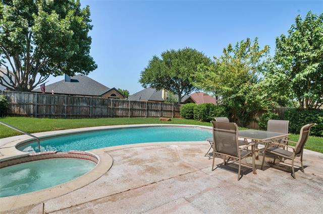 Photo - 1703 Nightingale Ln