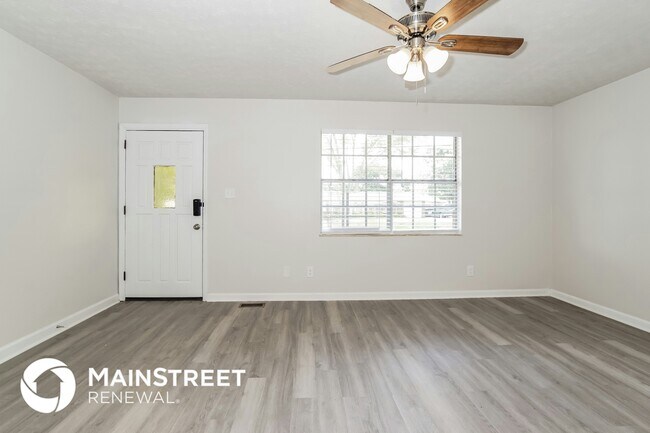 Photo - 920 Dayton Dr