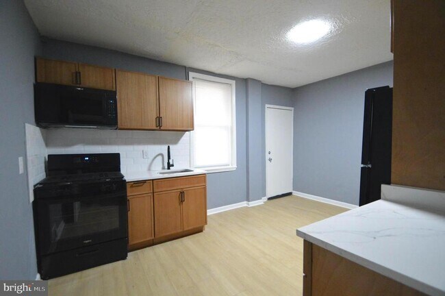 Photo - 1218 Hanson St